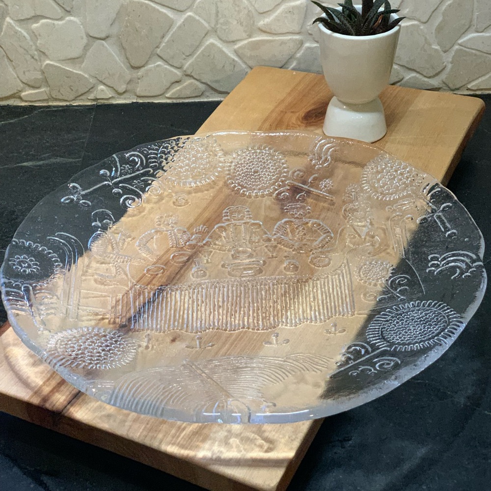 KOSTA BODA | Dalom Glass Platter | Designed by Göran Wärff